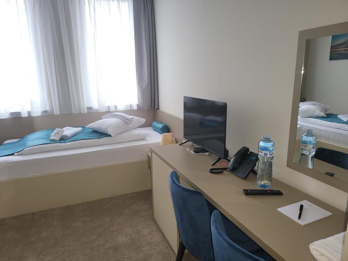 Garni Hotel Imperium Subotica Luaran gambar